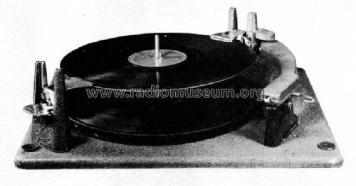 100 ; Universal Camera (ID = 573902) Sonido-V