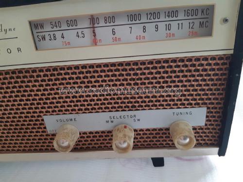 2 Band Super Heterodyne 7 Transistor KF-723; Unknown - CUSTOM (ID = 2816155) Radio