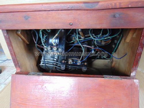 3 Valve Set Sloping Cabinet; Unknown - CUSTOM (ID = 2377343) Radio