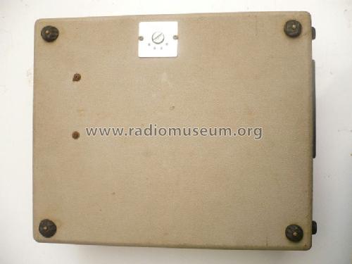 4 Transistor Universal Type AC/DC Phonograph OTP-441; Unknown - CUSTOM (ID = 1001565) Ton-Bild
