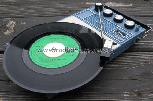 8-Transistor-Radio Phonograph Deluxe HiFi ; Unknown - CUSTOM (ID = 2814123) Radio