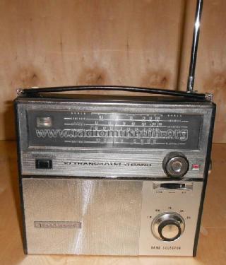 Brentwood MB-800; Unknown - CUSTOM (ID = 2243528) Radio