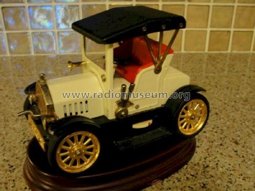 Ford 1917 Model T ; Unknown - CUSTOM (ID = 1283510) Radio