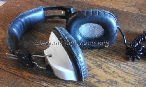 Jokumi - Stereo Headphone ; Unknown - CUSTOM (ID = 1747738) Speaker-P