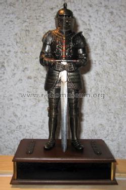 Knight statue ; Unknown to us - (ID = 1606059) Radio