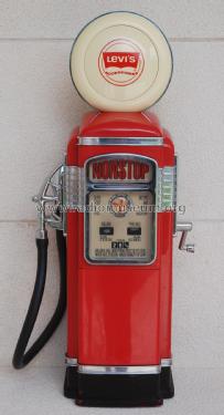 Levis Nonstop Pump Station AM/FM Radio Cassette ; Marksman brand of (ID = 2535861) Radio