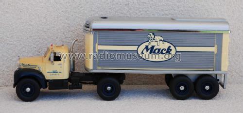 Mack Truck AM/FM Radio Alarm Clock ; Mack Trucks, Inc.; (ID = 1291949) Radio