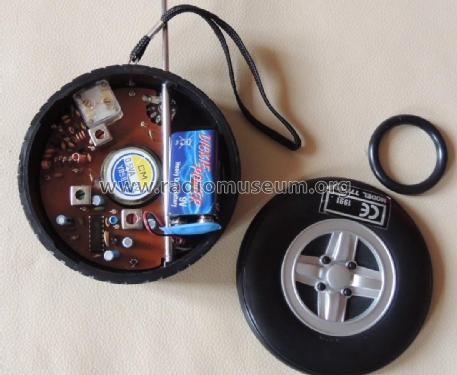 Michelin 777-095; Unknown - CUSTOM (ID = 1747682) Radio