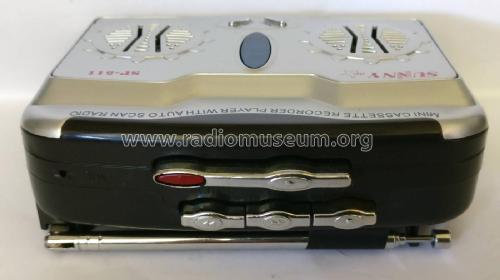 Mini Cassette Record Player With Auto Scan Radio Sunny Star SP-511; Unknown - CUSTOM (ID = 2156468) Radio