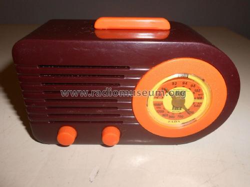 Miniature Fada 115 'Bullet'; Unknown - CUSTOM (ID = 2168685) Radio