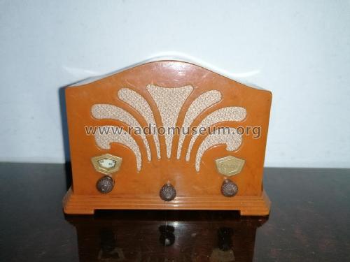 Miniature Pron 3V ; Unknown - CUSTOM (ID = 2755450) Radio