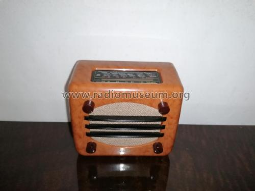 Miniature Unda 532 ; Unknown - CUSTOM (ID = 2801445) Radio