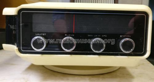 Music Air Digital Clock Radio 10F-2Y; Unknown - CUSTOM (ID = 2263434) Radio