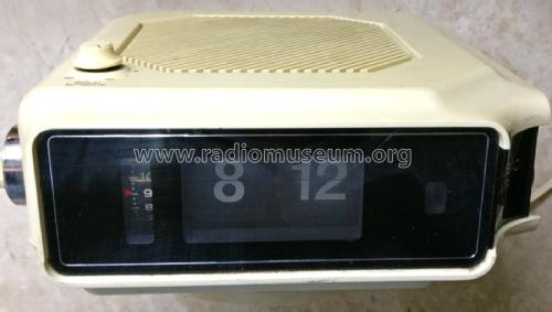 Music Air Digital Clock Radio 10F-2Y; Unknown - CUSTOM (ID = 2263436) Radio