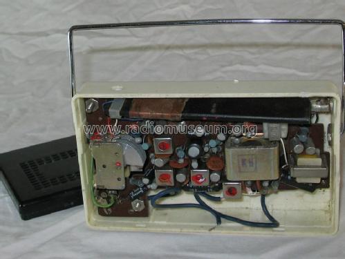 Hi-Fi 8 Transistors ; Nipco Mfg. Co., Ltd. (ID = 1347095) Radio