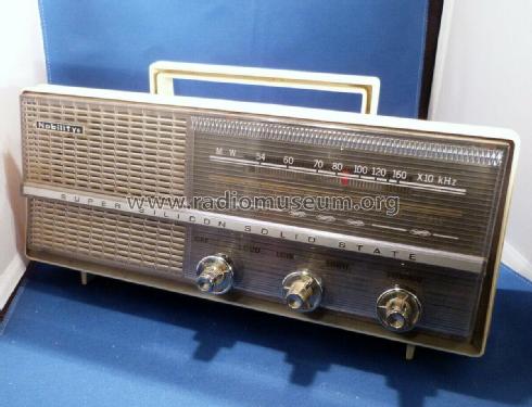 Super Silicon Solid State ; Nobility New York (ID = 2434697) Radio