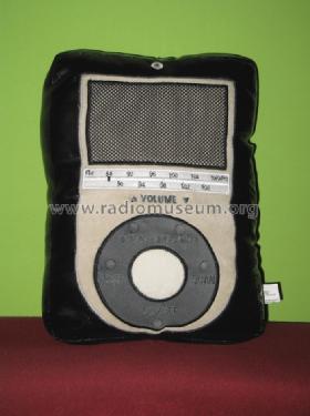 Pillow Radio MA2427 / OH35060 TW; Unknown - CUSTOM (ID = 1312837) Radio