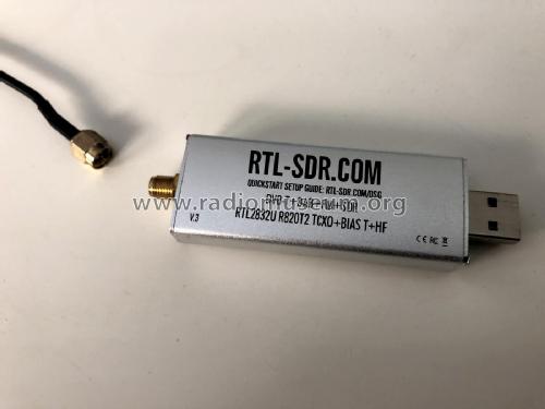 RTL-SDR V.3; Unknown - CUSTOM (ID = 2672515) Radio