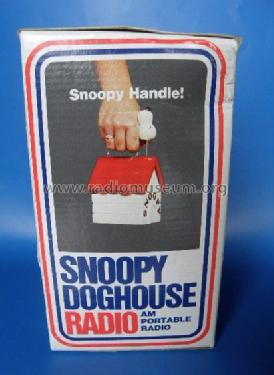 Snoopy Doghouse Radio 354 AM Portable Radio; Unknown - CUSTOM (ID = 1266910) Radio