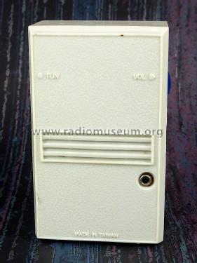 Standard - Amoco - Lead Free TR30000; Unknown - CUSTOM (ID = 2697619) Radio