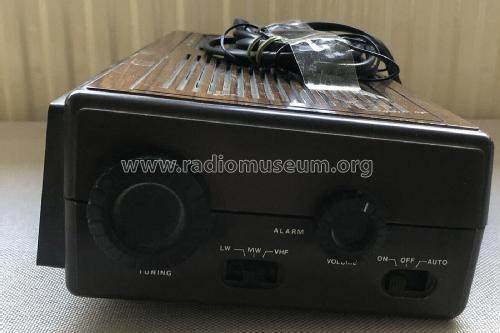 Supreme MW/LW/VHF Electronic Clock ; Unknown - CUSTOM (ID = 2905622) Radio