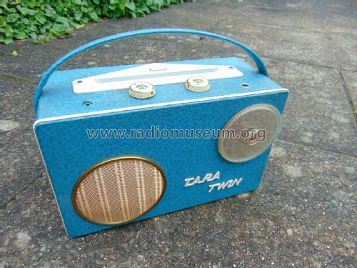 Tara Twin ; Unknown - CUSTOM (ID = 2681942) Radio