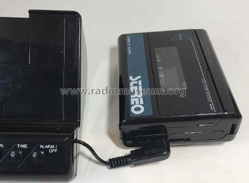Tech Sonic AM/FM Clock Radio with Cassette Player ST-5488; Unknown - CUSTOM (ID = 2993784) Radio