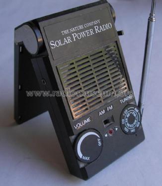 The Nature Company - Solar Power Radio 602; Unknown - CUSTOM (ID = 1750842) Radio