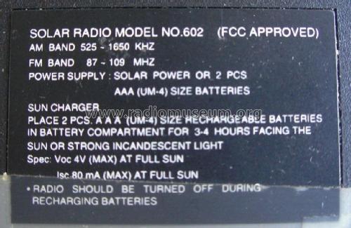 The Nature Company - Solar Power Radio 602; Unknown - CUSTOM (ID = 1750846) Radio