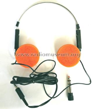 UNI-TONE Stereo Headphone F-838G; Unknown - CUSTOM (ID = 2161928) Speaker-P