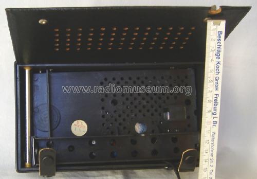 United Solid State MW/UKW ; Unknown - CUSTOM (ID = 1541503) Radio