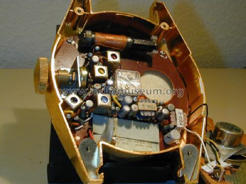 Giant Wristwatch Transistor AM Radio - Round face ; Unknown - CUSTOM (ID = 981238) Radio