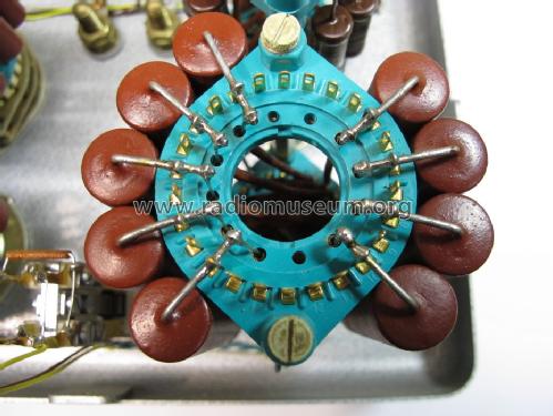 Decade Resistor B-535-2; Unknown Europe (ID = 1619843) Equipment