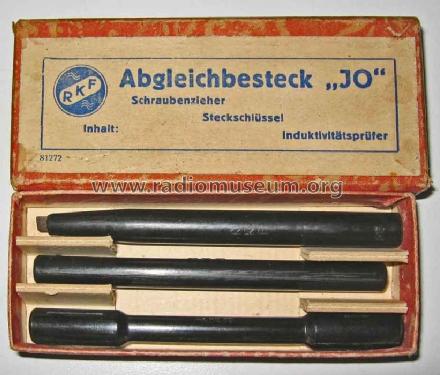Ganz alte Werkzeuge und Material in der Radiowerkstatt vor 1960; Unknown Europe (ID = 200147) Equipment