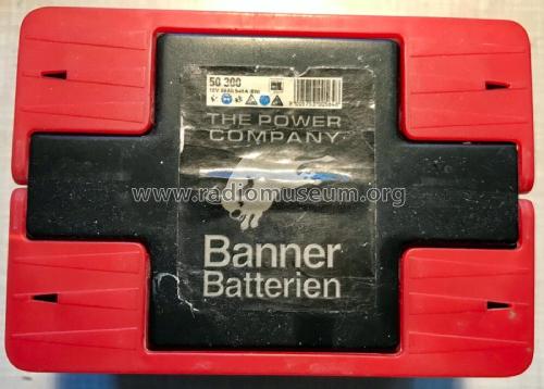 Battery Box Radio Banner Uni Bull; Unknown to us - (ID = 2818296) Radio