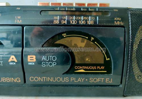 Fugison AM-LW-FM Stereo Cassette Player MI-27; Unknown to us - (ID = 2759017) Radio