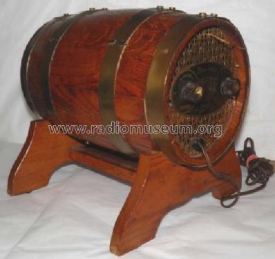 Decor Bar-adio Beer Keg - Barrel Radio; Unknown to us - (ID = 1461284) Radio