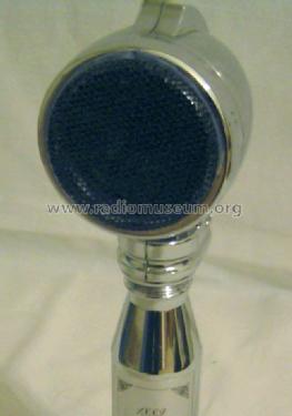 Microphone AM/FM Radio Classic Tunes by Jerdon ; Unknown to us - (ID = 1376134) Radio