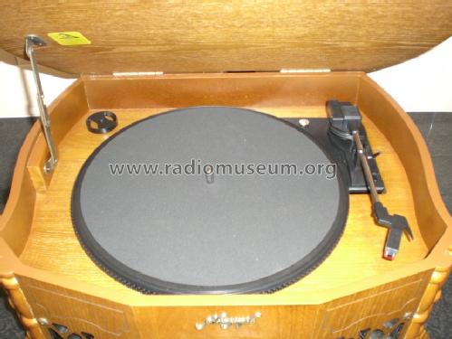 Phonograph - MW/FM Stereo Radio and Full Size Stereo Phonograph AEW7475; Unknown to us - (ID = 1722191) Radio