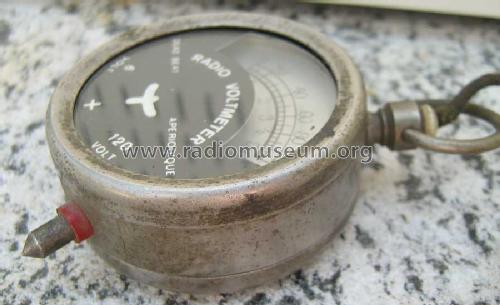 Radio-Voltmeter ; Unknown to us - (ID = 1840237) Equipment