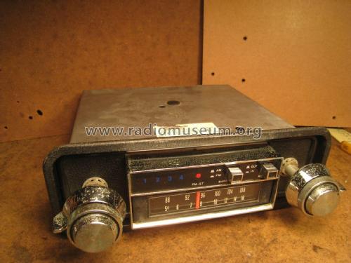 Stereo 8 Radio Cassette AM/FM ; Unknown to us - (ID = 2031357) Car Radio