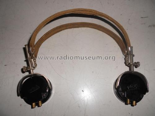 Headphones ; Utah Radio Products (ID = 2379694) Parlante