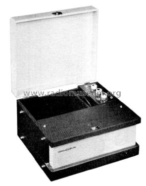 Amplifier 8810; V-M VM Voice of (ID = 747214) Ampl/Mixer