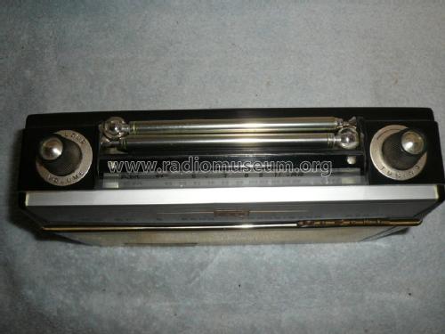 FM-AM 2 Band Transistor Deluxe CFM-1000; Valiant Watch Ltd.; (ID = 2299395) Radio