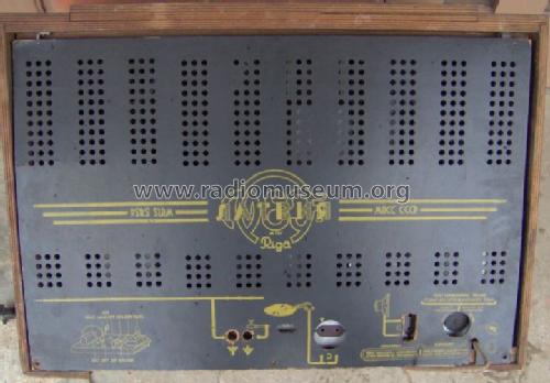 Latvija M137; VEF Radio Works (ID = 197763) Radio