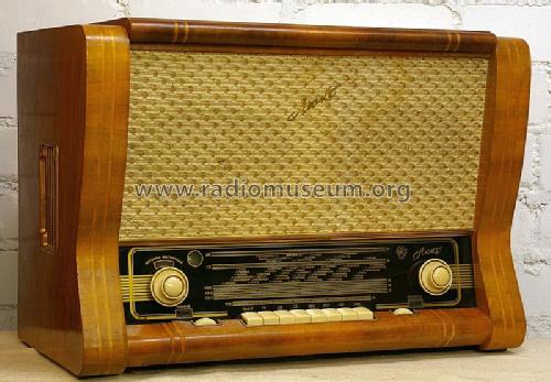 Liuks RK-156 ; VEF Radio Works (ID = 1207085) Radio