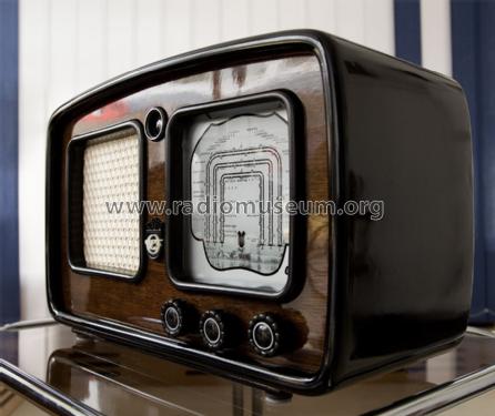 VEF M697; VEF Radio Works (ID = 1079866) Radio