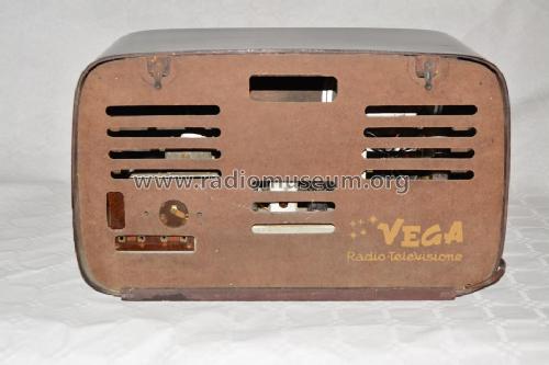 5210; Vega, BP Radio, (ID = 2371817) Radio