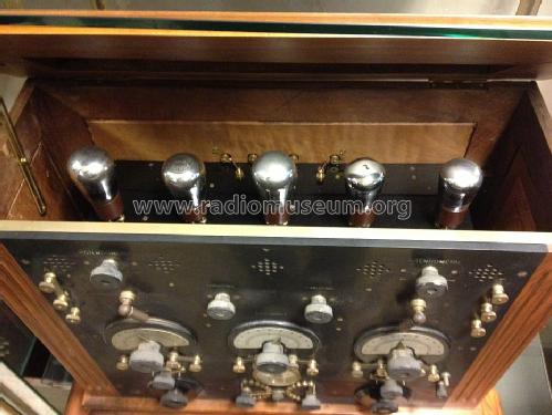 Royal Broadcast II 1924 ; Vitus, Fernand; (ID = 1353521) Radio