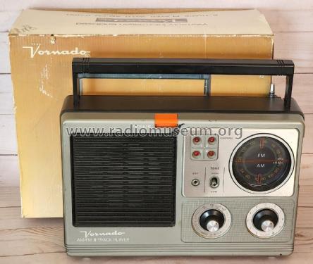 AM-FM 8 Track Player 3000; Vornado, Inc.; (ID = 2872148) Radio
